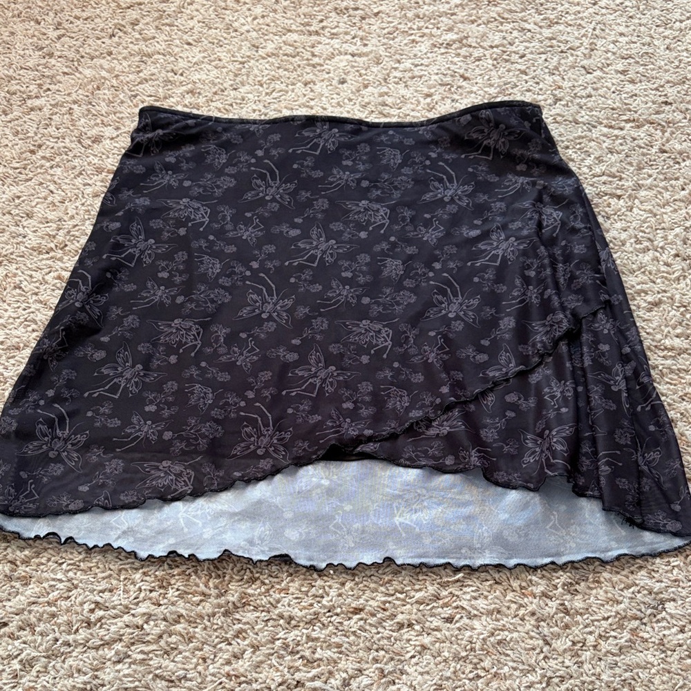Hot Topic Black Asymmetrical Skirt with Floral Design